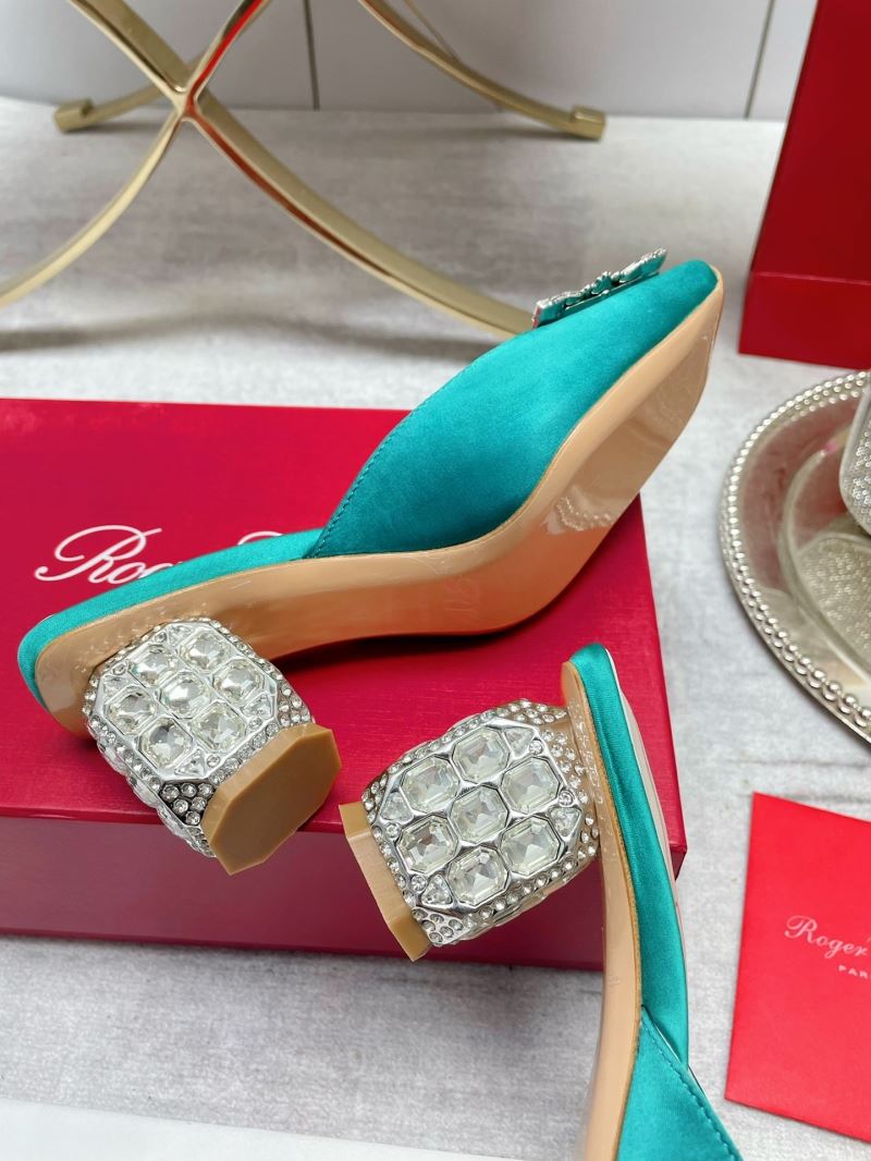 Roger Vivier flat shoes